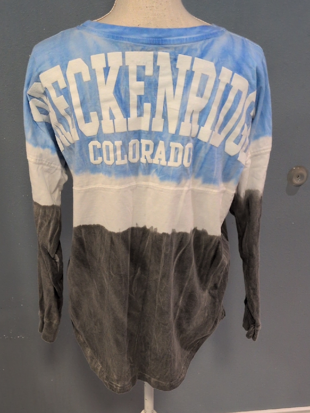 Exist Dip Dye Scoopneck Breckenridge Colorado Long Sleeve Shirt 100% Cotton